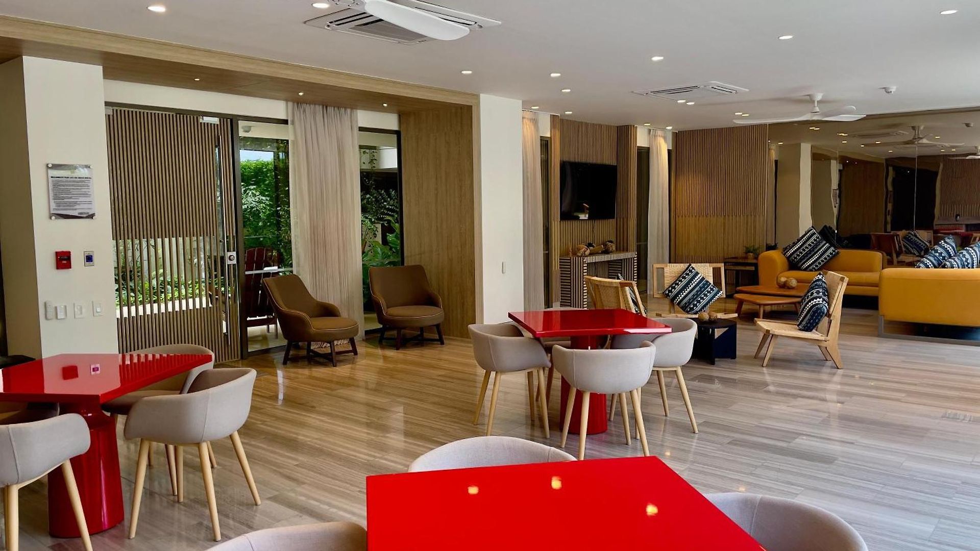 Manzanillo Edificio Morro Zoe Piso 4 Apartamento *
