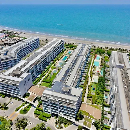 Manzanillo Edificio Morro Zoe Piso 4 * Cartagena
